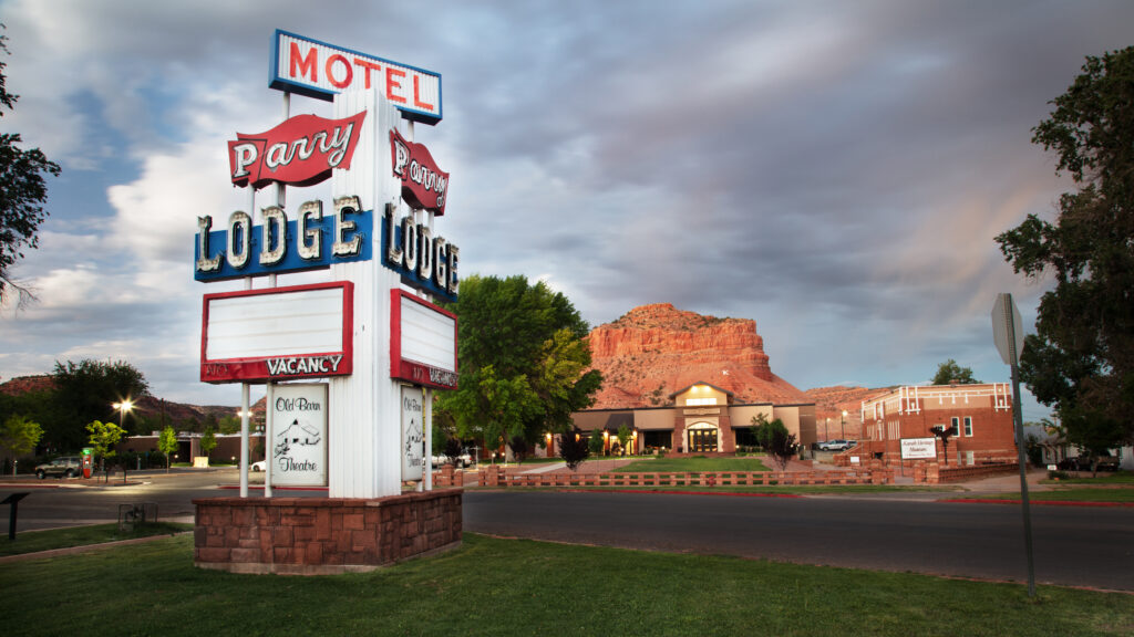 Parry Lodge is the Kanab Adventure Basecamp